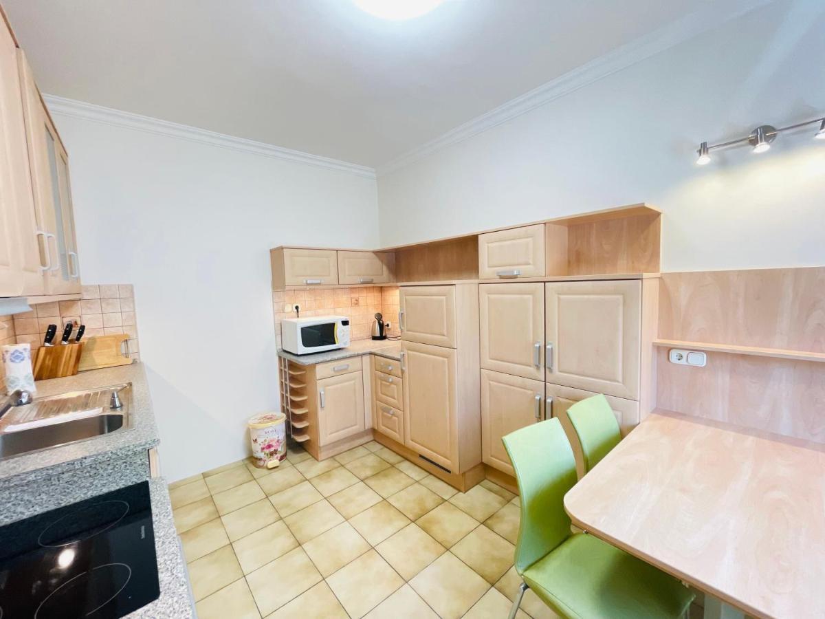 Mikes Deluxe Home Balatonfured Bagian luar foto